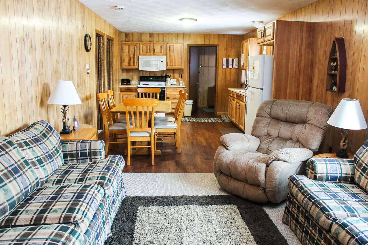 Nitschke'S Northern Resort Мінокуа Екстер'єр фото